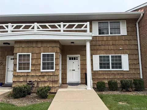 Exterior - 1840 Crompond Rd #3B4, Peekskill, NY 10566 photo 1 of 4