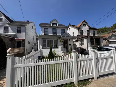 116-16 167th St, Jamaica, NY 11434