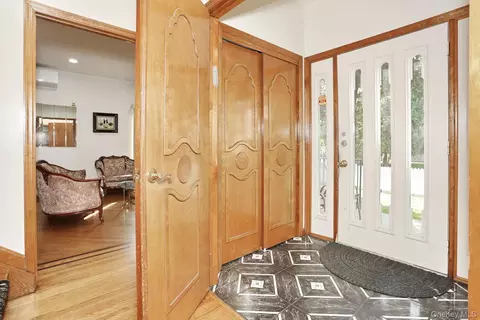 Entry Way - 1 Morris Rd, Ramapo, NY 10977 photo 2 of 4