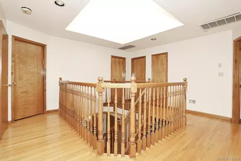 Entry Way - 1 Morris Rd, Ramapo, NY 10977 photo 3 of 4