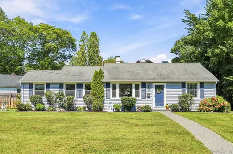1 Mundet Dr, Ossining, NY 10562