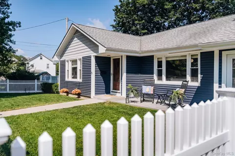 5 Clark St, Poughkeepsie, NY 12601
