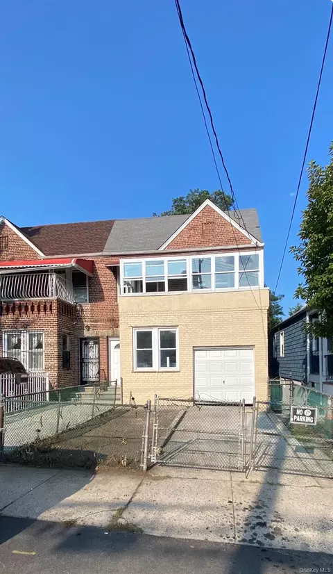 3946 Amundson Ave, New York, NY 10466