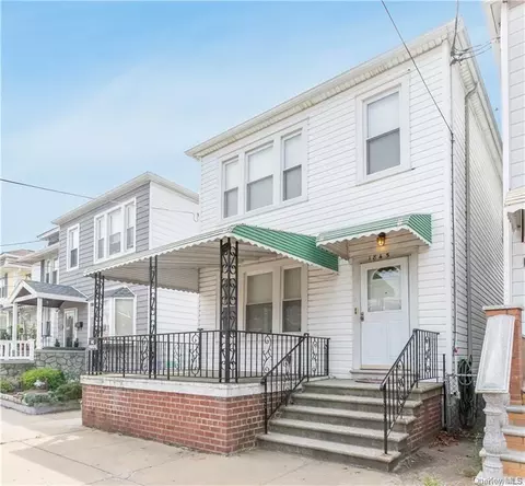 1845 Tomlinson Ave, New York, NY 10461