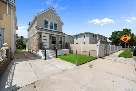 11614 141st St, Jamaica, NY 11436