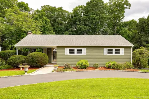 61 Ganung Dr, Ossining, NY 10562