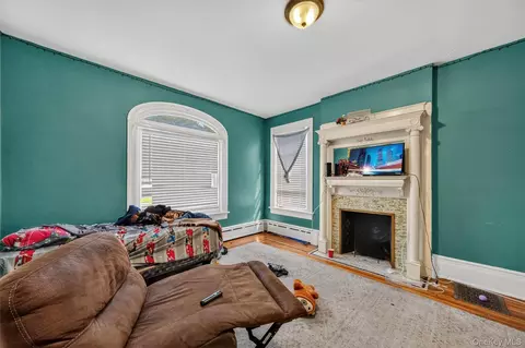 Bedroom - 11 Balding Ave, Poughkeepsie, NY 12601 photo 1 of 6
