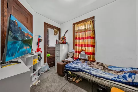 Bedroom - 11 Balding Ave, Poughkeepsie, NY 12601 photo 6 of 6