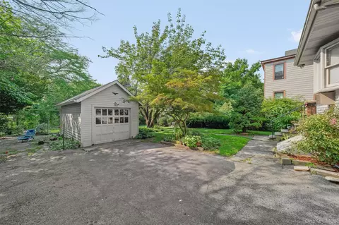 Exterior - 11 Balding Ave, Poughkeepsie, NY 12601 photo 3 of 11