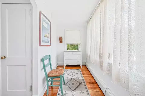 Entry Way - 69 Hill Dr, Riverhead, NY 11901 photo 1 of 2