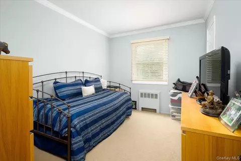 Bedroom - 19 Jerold St, Plainview, NY 11803 photo 1 of 3