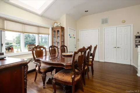 Dining - 19 Jerold St, Plainview, NY 11803 photo 1 of 2