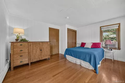 Bedroom - 755 Hoover Ave, Peekskill, NY 10566 photo 5 of 5