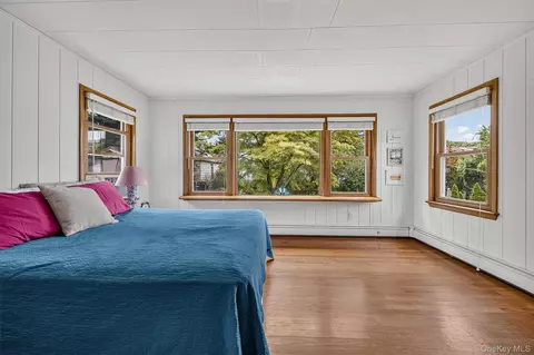 Bedroom - 755 Hoover Ave, Peekskill, NY 10566 photo 4 of 5