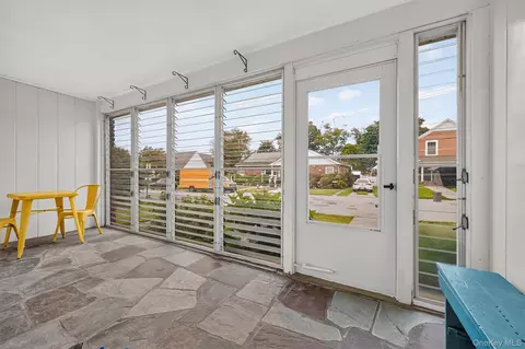 Exterior - 755 Hoover Ave, Peekskill, NY 10566 photo 4 of 7