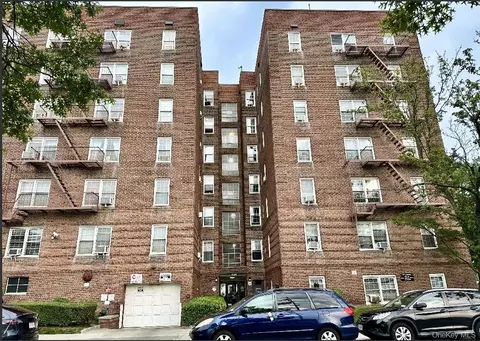 85-04 63rd Dr #6J1, New York, NY 11374