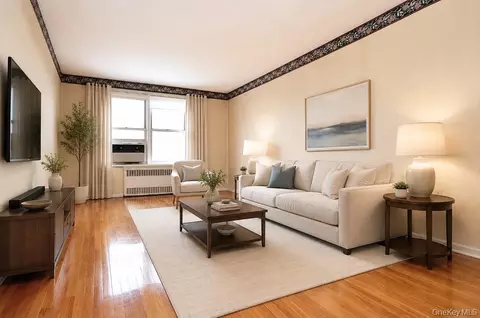491 Riverdale Ave #5A, Yonkers, NY 10705
