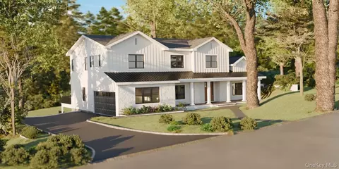 51 The Hemlocks Roslyn Ests, North Hempstead, NY 11576