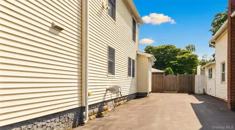 Exterior - 27 Wood Ave, Patchogue, NY 11772 photo 8 of 8