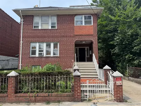 2181 Muliner Ave, New York, NY 10462