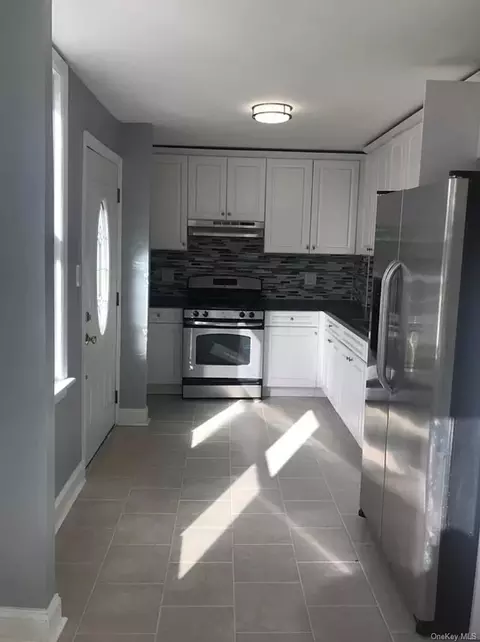 1965 Pilgrim Ave, New York, NY 10461