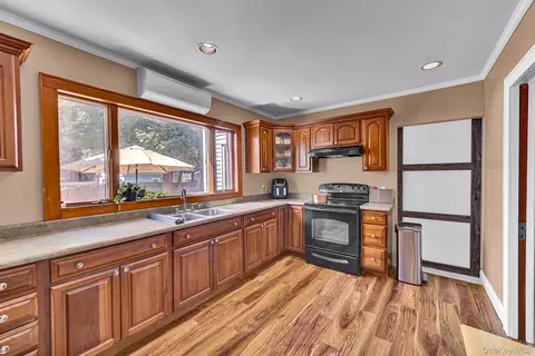 Kitchen - 64 E Roe Blvd, Brookhaven, NY 11788 photo 2 of 2