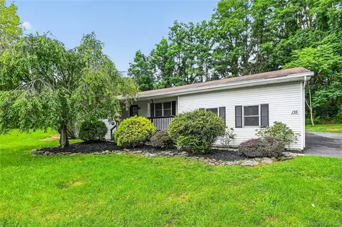 1 Christopher Way, Marlboro, NY 12542