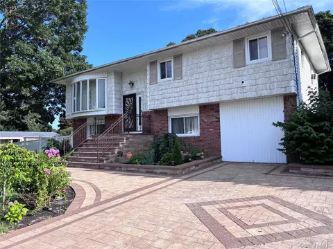 Undisclosed, Amityville, NY 11701