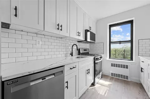 37-26 87th St #5F, Jackson Heights, NY 11372