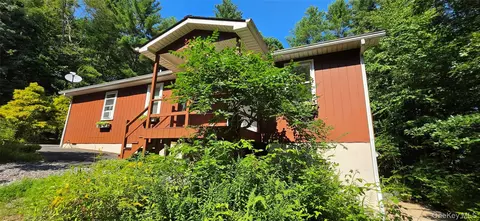 7606 Nys 52, Tusten, NY 12764