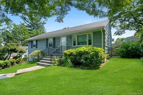874 Linda Ave, Mount Pleasant, NY 10594