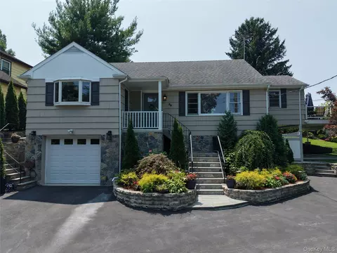 38 Harney Rd, Scarsdale, NY 10583