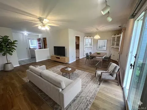 Living - 401 Commons Way #D, Fishkill, NY 12524 photo 6 of 7