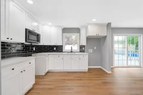 Other - 779 Peconic Ave, Babylon, NY 11704 photo 3 of 9