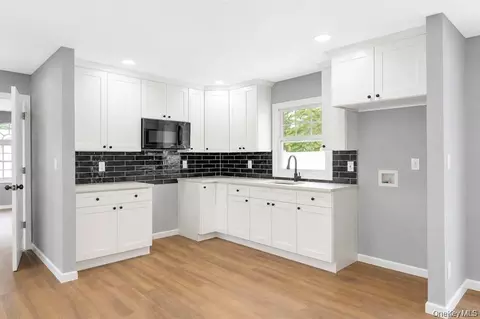 Entry Way - 779 Peconic Ave, Babylon, NY 11704 photo 2 of 3