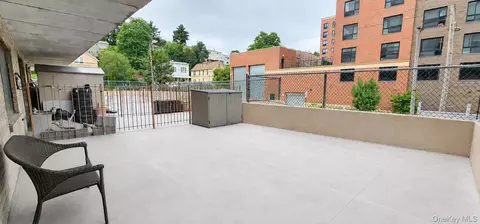 687 Bronx River Rd #1J, Yonkers, NY 10704