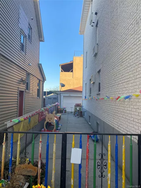 198-18 32nd Rd, Flushing, NY 11358 photo 3