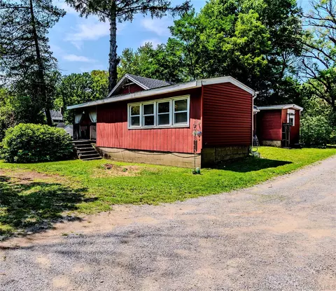 95 Riley Rd, New Windsor, NY 12553