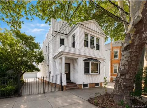 7764 79th St, New York, NY 11385
