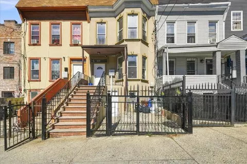 1301 Clay Ave, New York, NY 10456