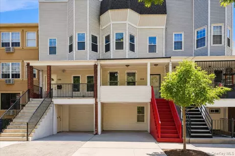 1346 College Ave, New York, NY 10456