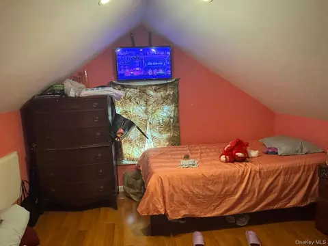 Bedroom - 172 N Ocean Ave, Patchogue, NY 11772 photo 6 of 9