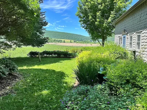 1159 Boston Corners Rd, North East, NY 12546