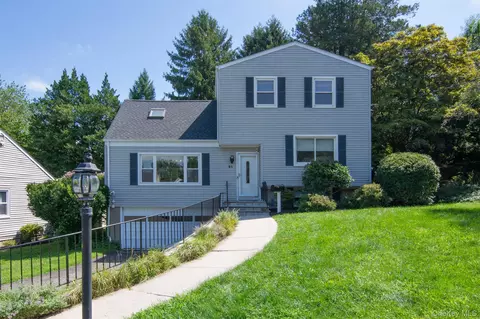 21 Eunice Ct, Greenburgh, NY 10591
