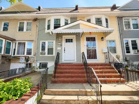 88-31 88th St, New York, NY 11421
