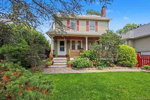 24 Clinton Ave, Orangetown, NY 10983