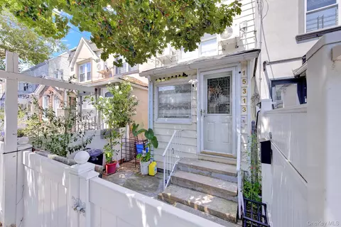 15313 118th Ave, Jamaica, NY 11434