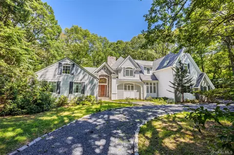 23 Cliff Rd, Port Jefferson, NY 11777