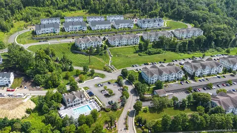 View/Area - 2806 Bennington Dr, Fishkill, NY 12524 photo 2 of 3