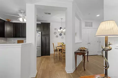 Entry Way - 2806 Bennington Dr, Fishkill, NY 12524 photo 4 of 5
